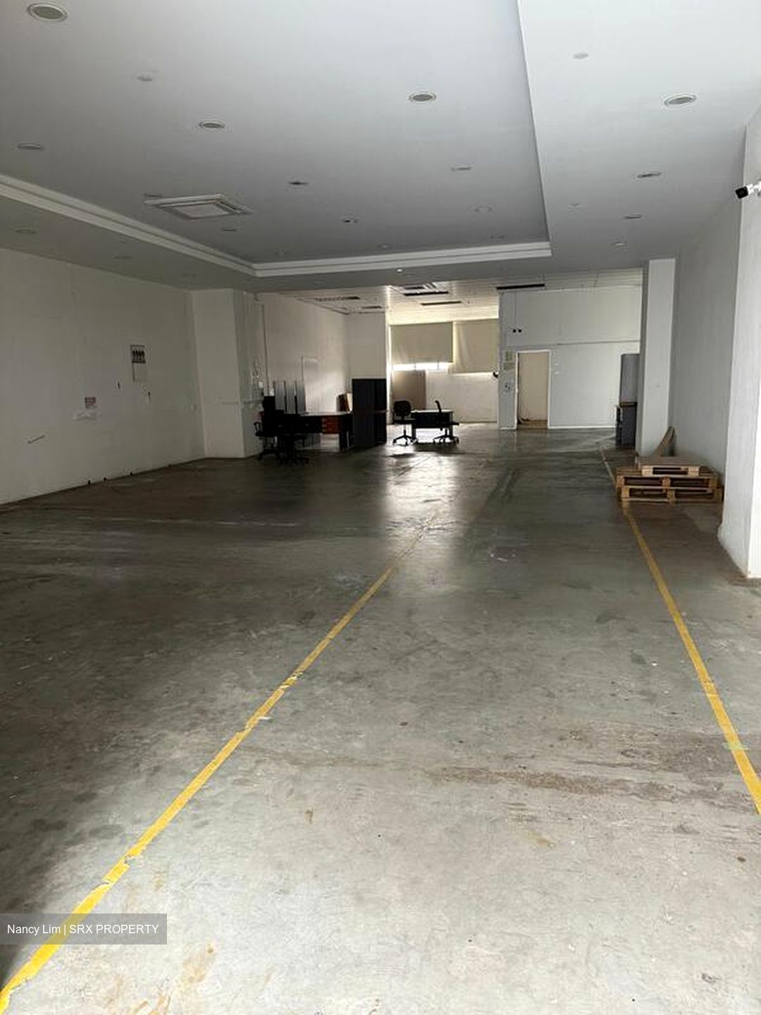 Tat Ann Building (D20), Warehouse #631899081